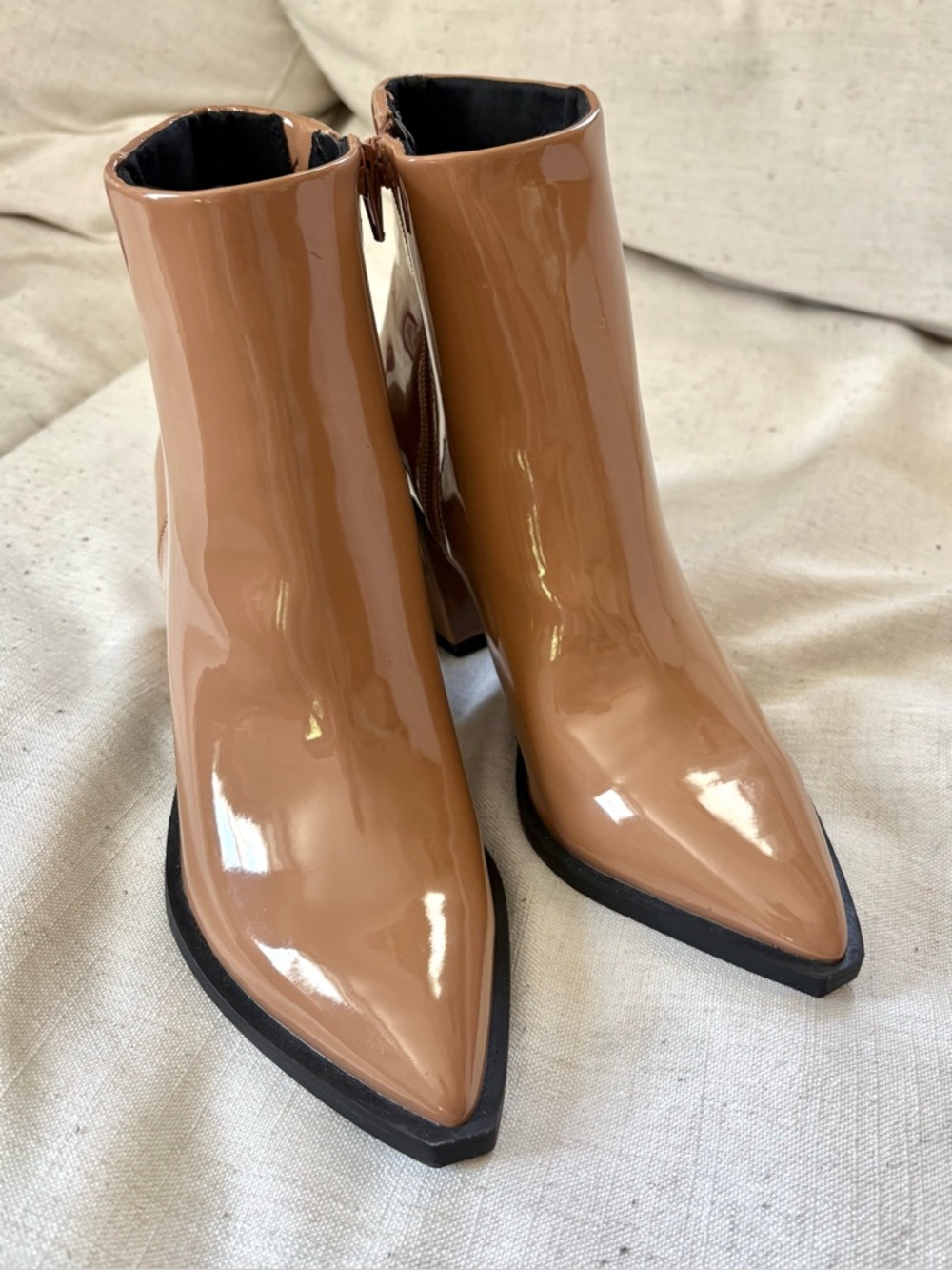 NWOT Nordstrom BP Loren Block Heel Pointy Patent Leather Booties size 6 - Picture 3 of 6